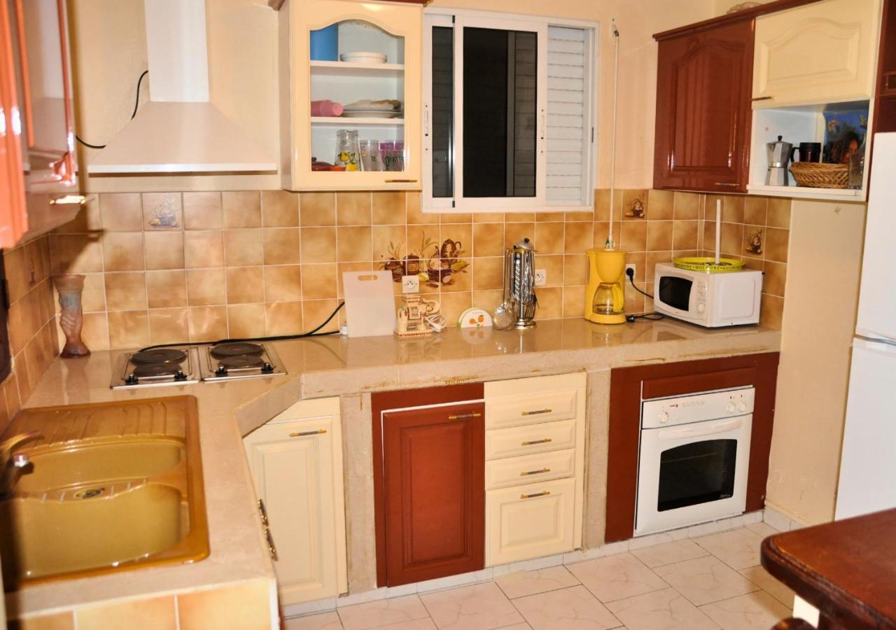 L'Escapade Soufriere Apartment Сейнт Клод Екстериор снимка